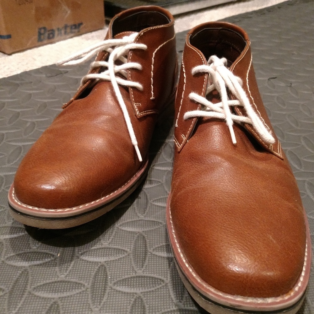 Mens Sonoma Braydon Tan Chukka boots size 8